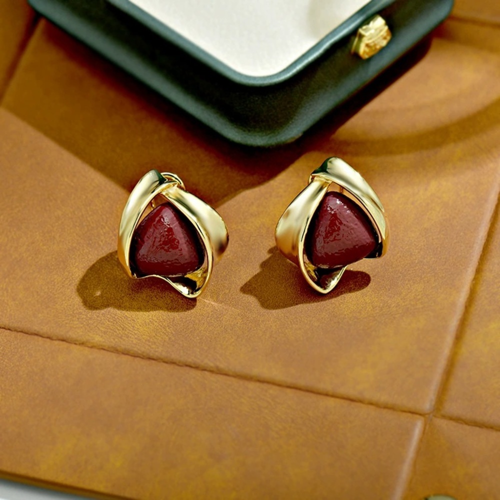 Chic Gold and Red Stone Earrings